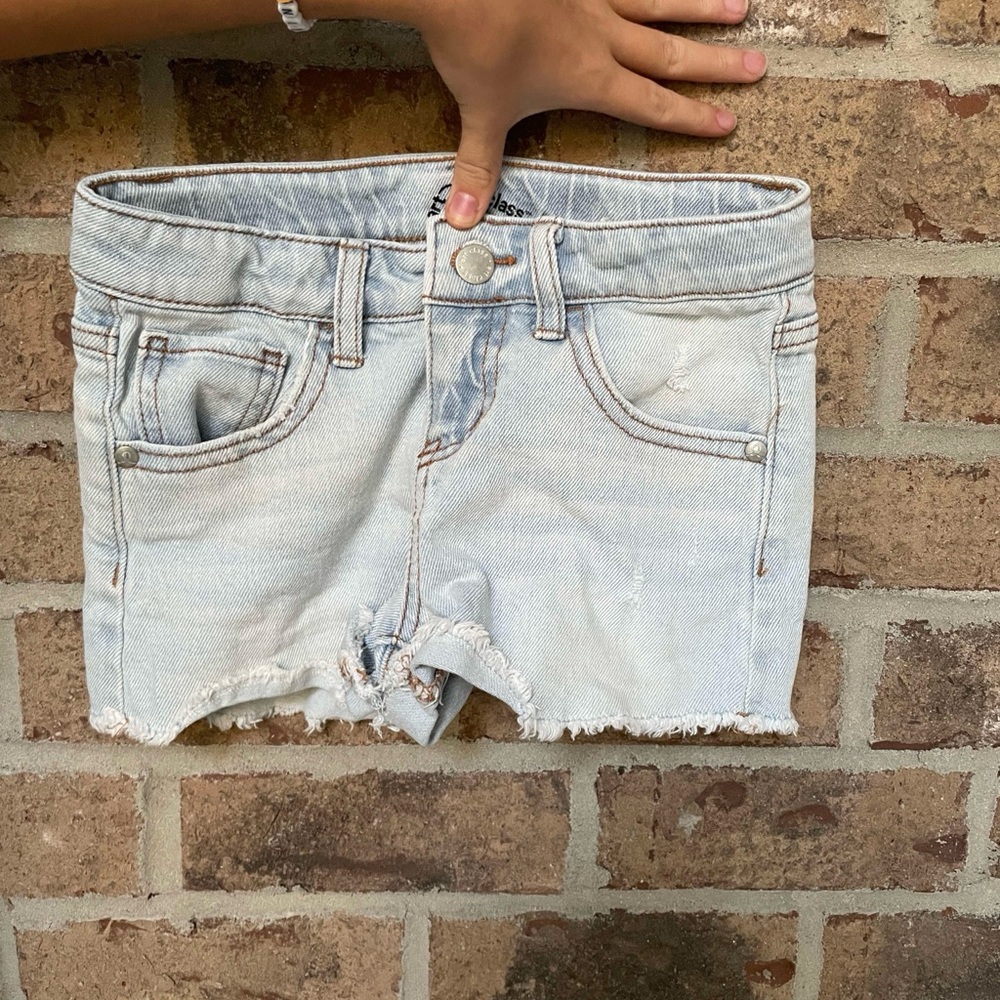 Girls art class jean shorts size M 8